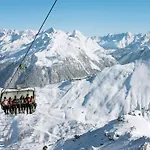 Montafon In With Sauna Chalet *