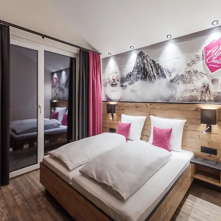 Montafon In With Sauna Chalet *